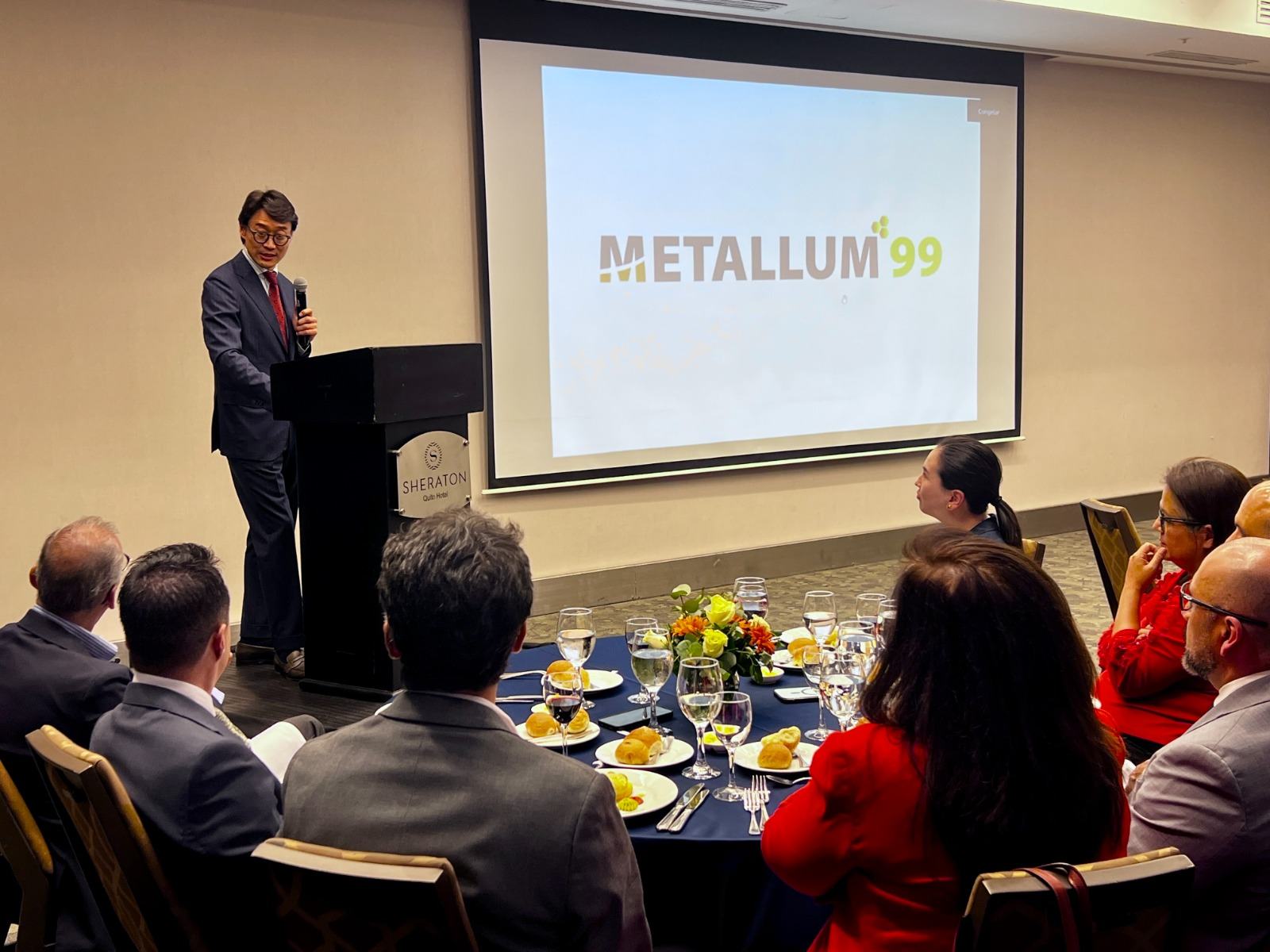 Boroo Group con su filial METALLUM99 en Ecuador, fortalece relaciones estratégicas durante Expominas 2026.